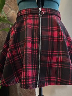 Hot Topic Mall Goth Plaid Skater Skirt